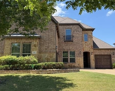 901 Colby Drive - Photo Thumbnail 1