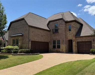 901 Colby Drive - Photo Thumbnail 2