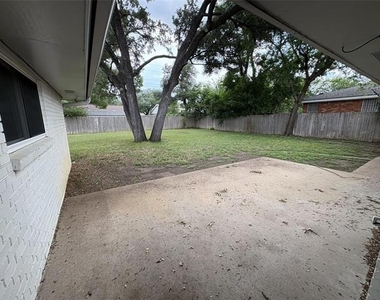 3509 Wharton Drive - Photo Thumbnail 31
