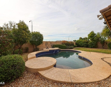 10863 W Washington Street - Photo Thumbnail 38