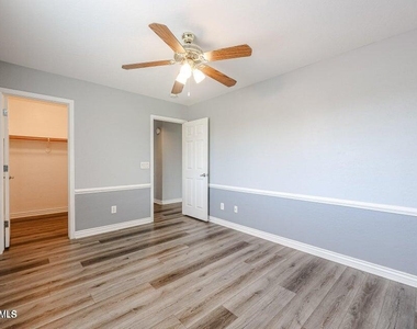 10863 W Washington Street - Photo Thumbnail 29