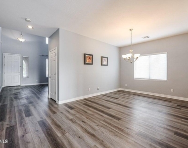 10863 W Washington Street - Photo Thumbnail 14