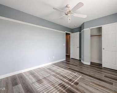 10863 W Washington Street - Photo Thumbnail 33