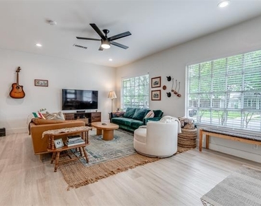 5400 Worth Street - Photo Thumbnail 1