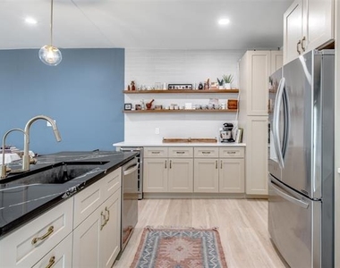 5400 Worth Street - Photo Thumbnail 5
