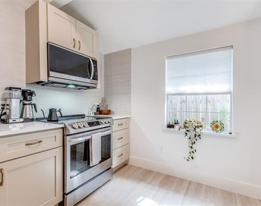 5400 Worth Street - Photo Thumbnail 6