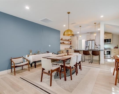5400 Worth Street - Photo Thumbnail 3