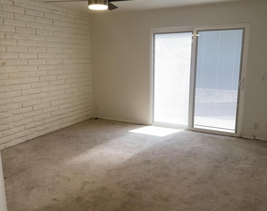 4139 N 78th Place - Photo Thumbnail 12