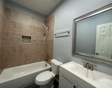 7411 Novella Drive - Photo Thumbnail 7