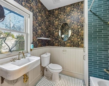 310 N Montclair Avenue - Photo Thumbnail 22