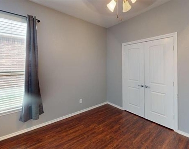 14308 Polo Ranch Street - Photo Thumbnail 10