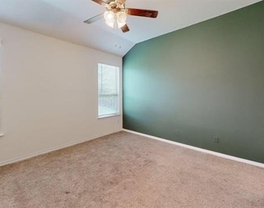 1932 Willie Ray Street - Photo Thumbnail 14