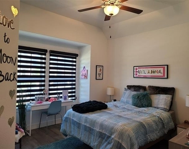 6708 Bermuda Avenue - Photo Thumbnail 21