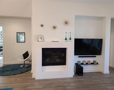 6708 Bermuda Avenue - Photo Thumbnail 7