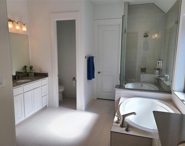 6708 Bermuda Avenue - Photo Thumbnail 18