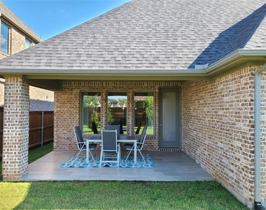 6708 Bermuda Avenue - Photo Thumbnail 28