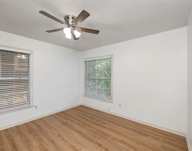 8639 San Benito Way - Photo Thumbnail 11
