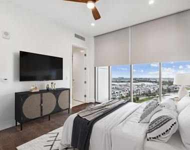 7901 Windrose Avenue - Photo Thumbnail 12