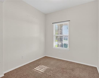 1702 Wild Rye Circle - Photo Thumbnail 19