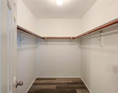 12453 Peak Circle - Photo Thumbnail 16
