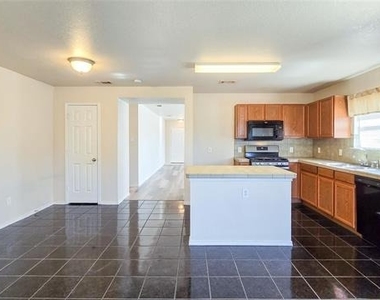 12453 Peak Circle - Photo Thumbnail 5