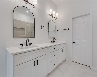 7307 Cresson Drive - Photo Thumbnail 18