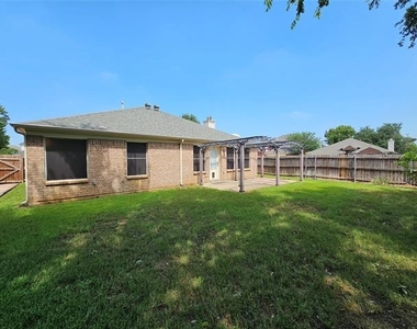1128 Marshall Drive - Photo Thumbnail 35