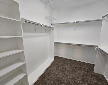 1128 Marshall Drive - Photo Thumbnail 29