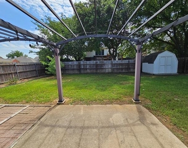 1128 Marshall Drive - Photo Thumbnail 33