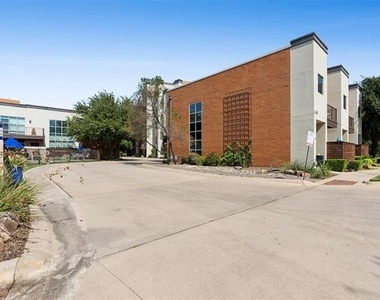 2600 Museum Way - Photo Thumbnail 19