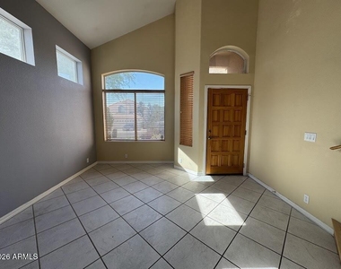 1510 E Charleston Avenue - Photo Thumbnail 14
