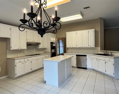 5605 Belle Chasse Lane - Photo Thumbnail 20