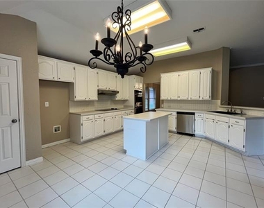 5605 Belle Chasse Lane - Photo Thumbnail 17