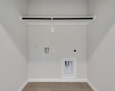 210 Olympus Street - Photo Thumbnail 18