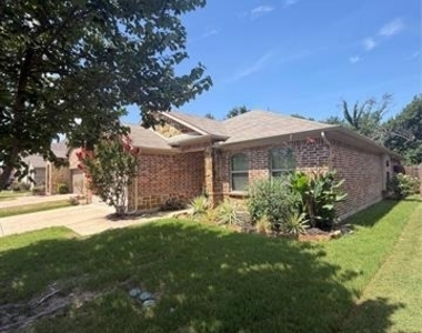 1966 De Berry Lane - Photo Thumbnail 16