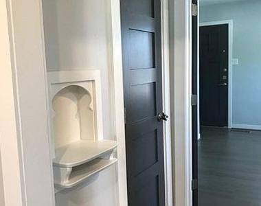 5702 Morningside Avenue - Photo Thumbnail 7