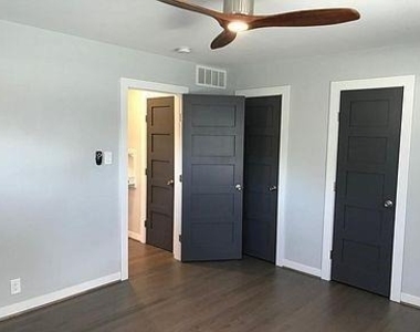 5702 Morningside Avenue - Photo Thumbnail 5