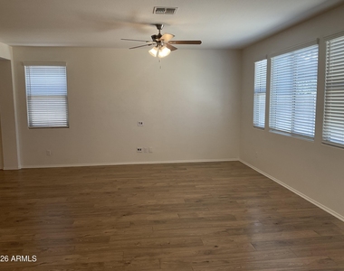 2152 W Emrie Avenue - Photo Thumbnail 2