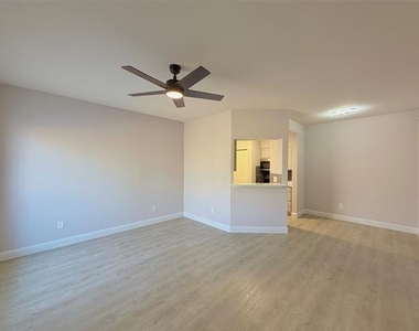 5757 Martel Avenue - Photo Thumbnail 1