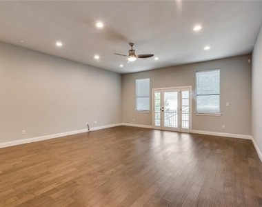 3619 Edgar Place - Photo Thumbnail 4