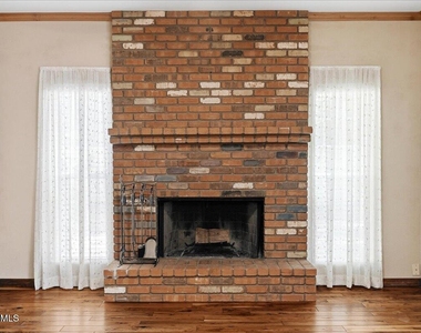 2157 E Alameda Drive - Photo Thumbnail 20