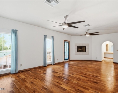 2157 E Alameda Drive - Photo Thumbnail 28