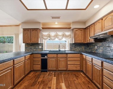 2157 E Alameda Drive - Photo Thumbnail 15