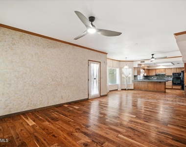 2157 E Alameda Drive - Photo Thumbnail 21