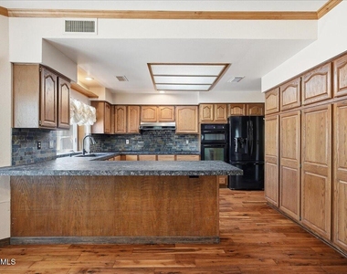 2157 E Alameda Drive - Photo Thumbnail 12