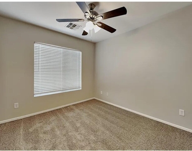 12729 W Dreyfus Drive - Photo Thumbnail 15