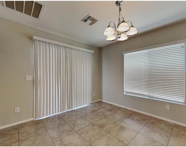 12729 W Dreyfus Drive - Photo Thumbnail 3
