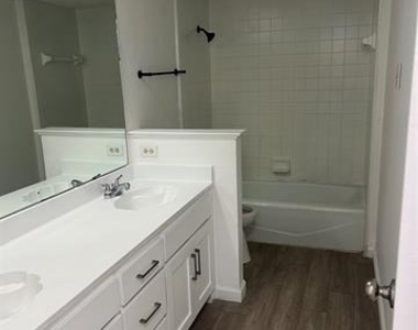 1514 Silverleaf Drive - Photo Thumbnail 18