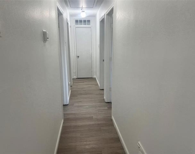 1514 Silverleaf Drive - Photo Thumbnail 16