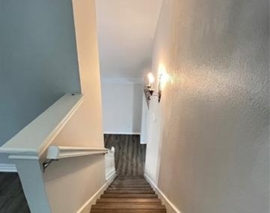 10913 Gable Drive - Photo Thumbnail 31